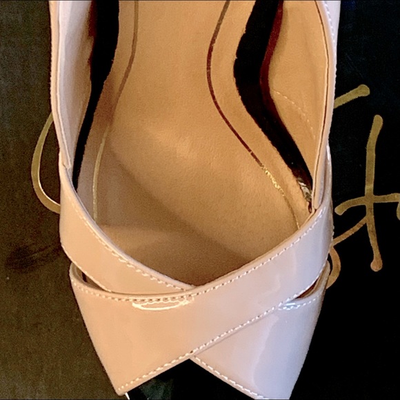 Nude Colin Stuart Heels Size 8 - Picture 7 of 8